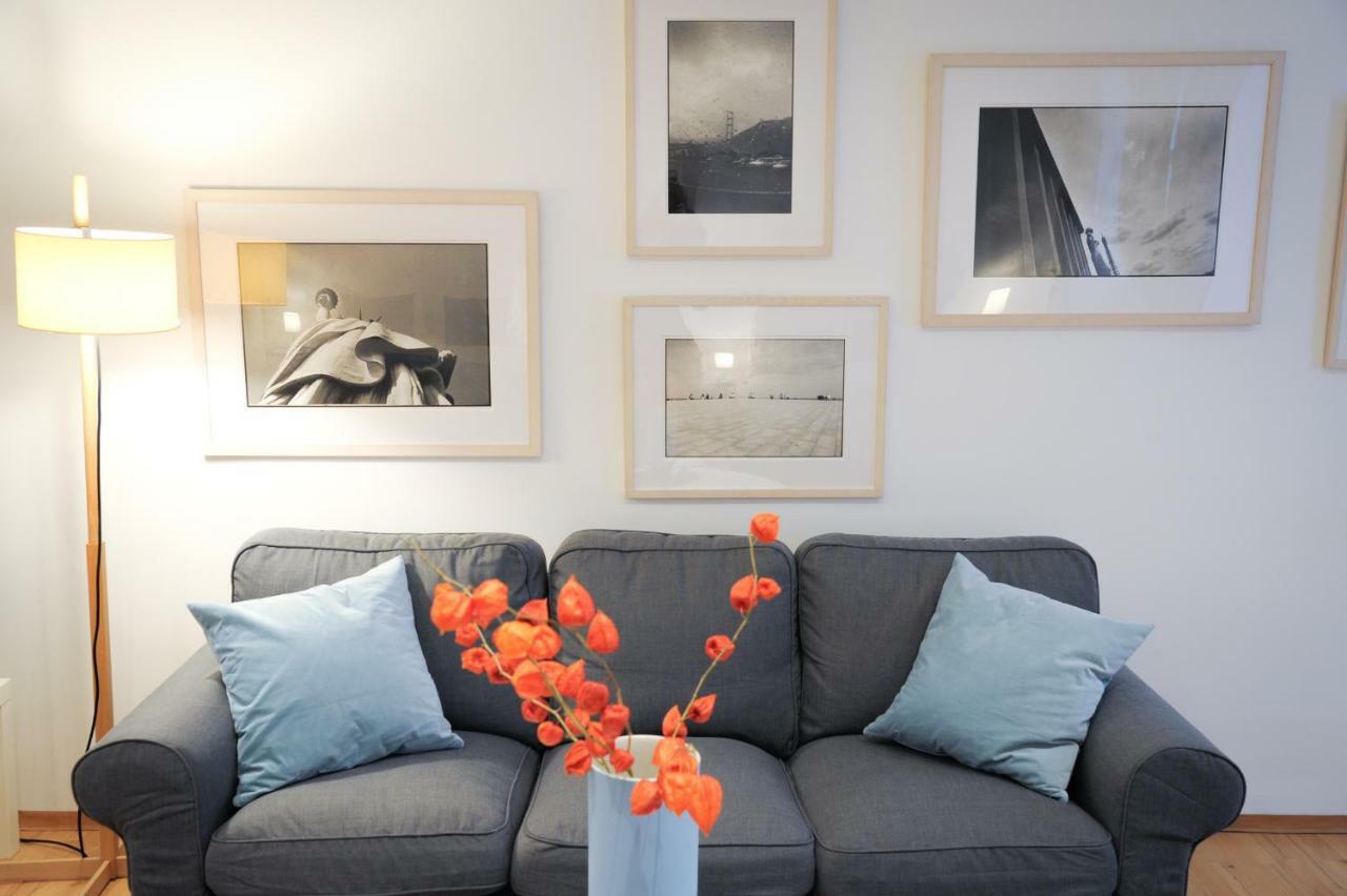 City Center Apartment Вена Экстерьер фото