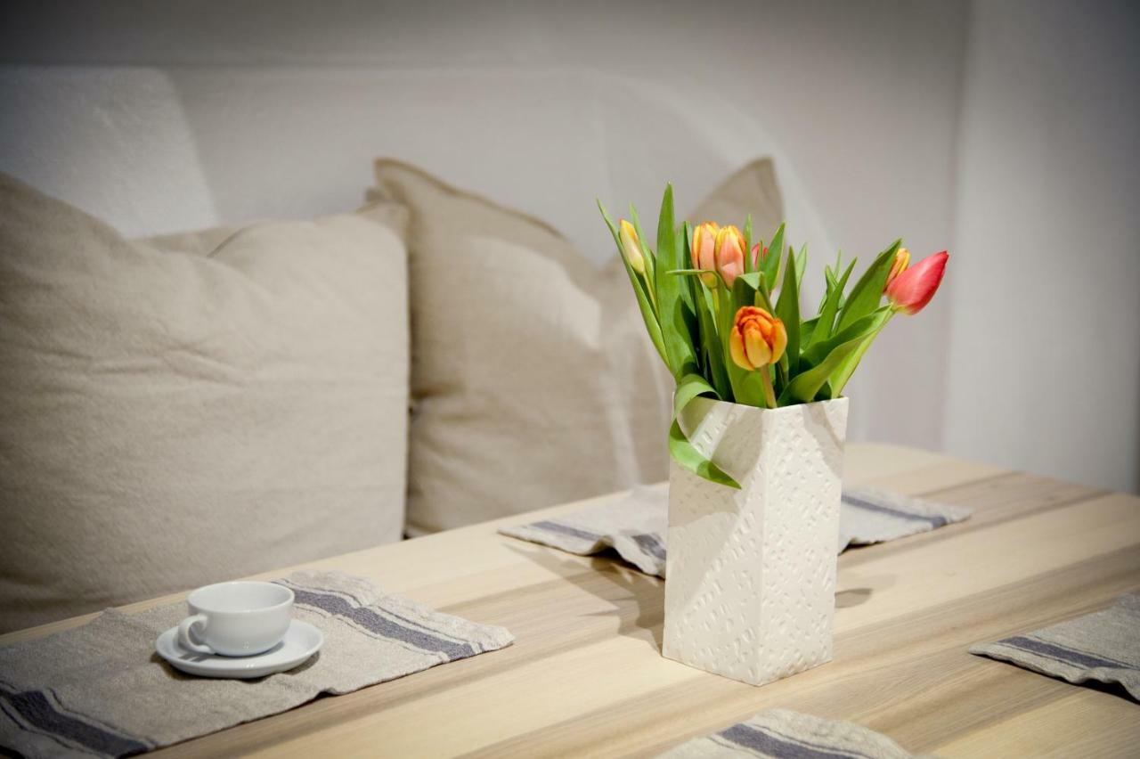 City Center Apartment Вена Экстерьер фото